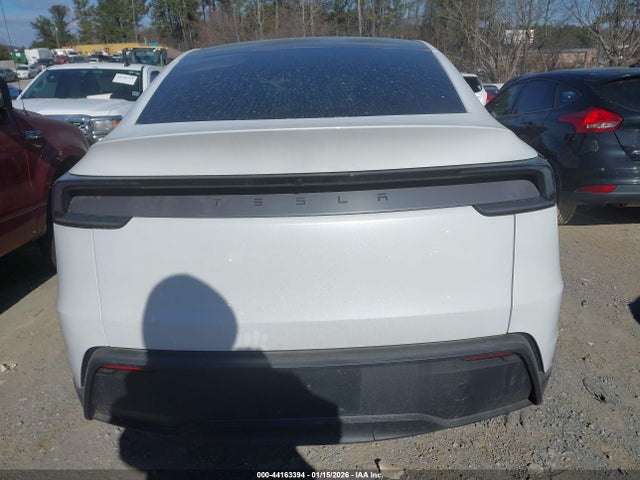7SAYGDED9TA463262 Tesla Model Y