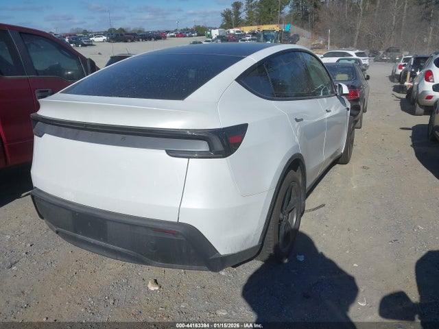 7SAYGDED9TA463262 Tesla Model Y