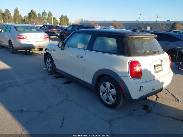 2015 MINI HARDTOP WMWXM5C55F3A59110 Photo 2