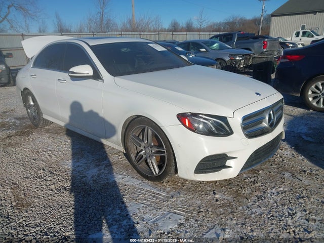 2017 MERCEDES-BENZ E 300 WDDZF4KB3HA061074