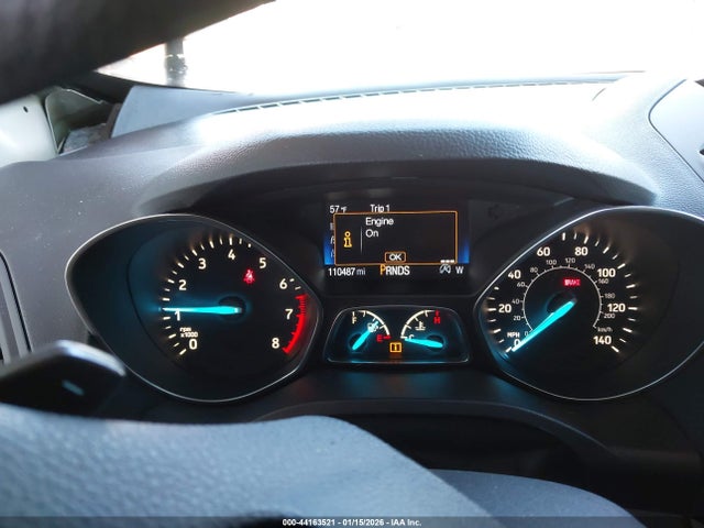 1FMCU0GD8HUA15095 Ford ESCAPE SE