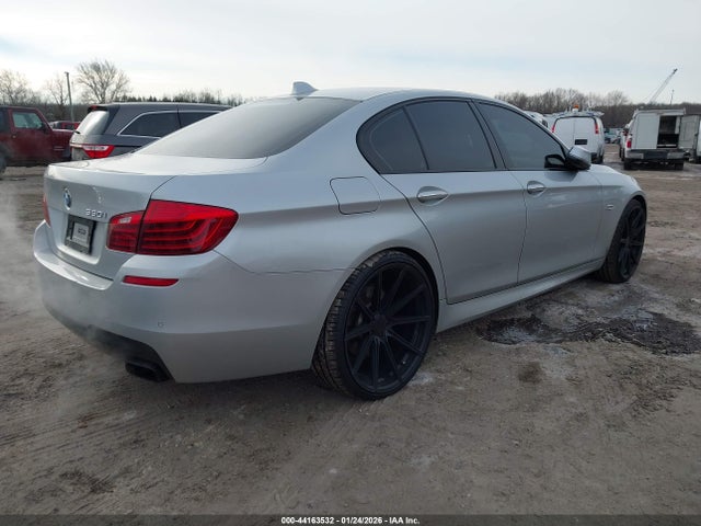 2016 BMW 550I WBAKN9C55GD962624 Photo 3