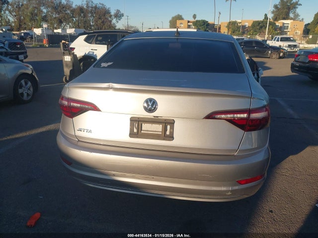 3VWC57BU7LM085974 Volkswagen Jetta 1.4t R-line/1.4t S/1.4t Se