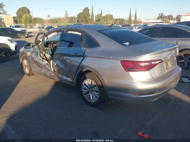 3VWC57BU7LM085974 Volkswagen Jetta 1.4t R-line/1.4t S/1.4t Se