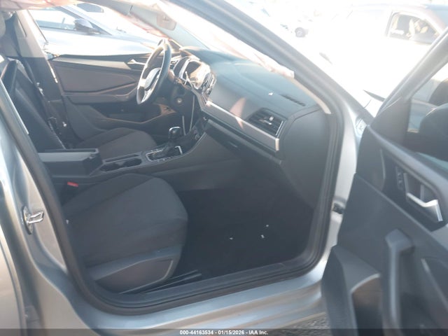 3VWC57BU7LM085974 Volkswagen Jetta 1.4t R-line/1.4t S/1.4t Se