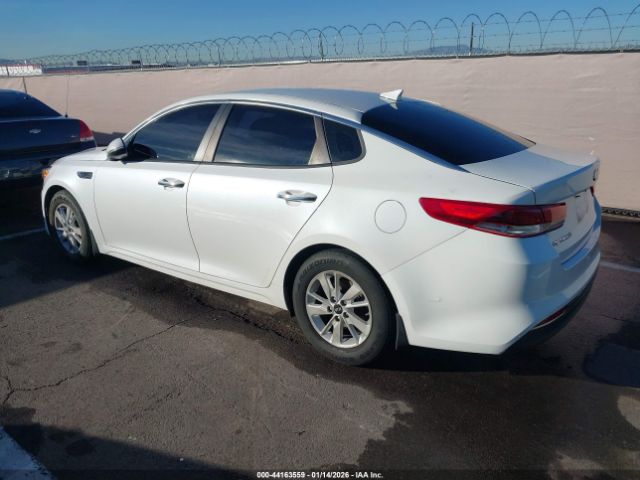 2016 KIA OPTIMA KNAGT4L34G5093828 Photo 2