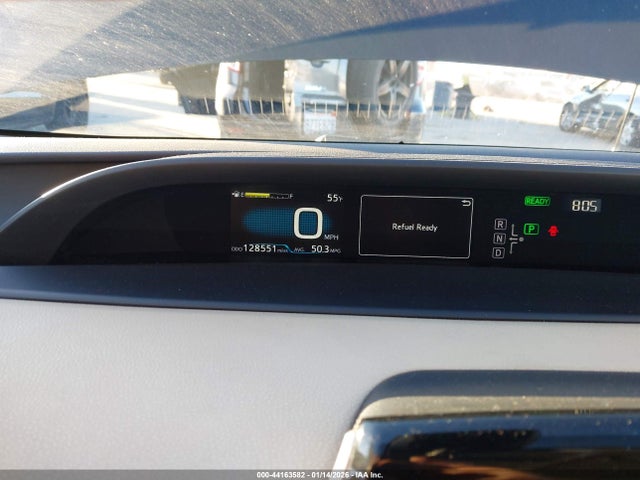 JTDKBRFU6H3568555 Toyota Prius One