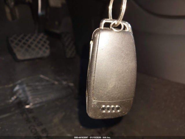 2020 AUDI A3 WAUAUGFF2LA053467 Photo 10