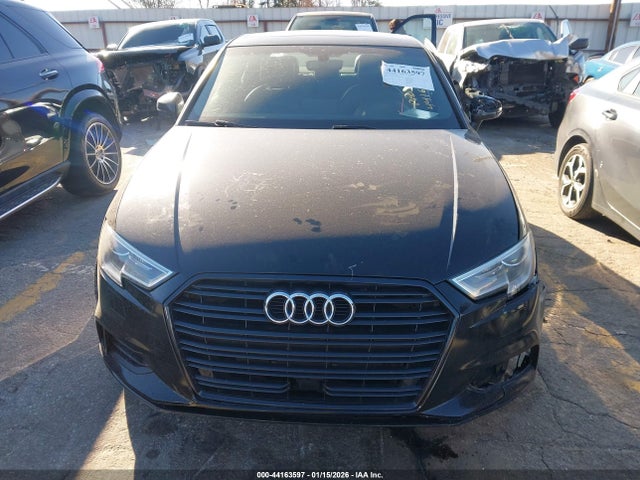 44163597 :رقم المزاد ، WAUAUGFF2LA053467 vin ، 2020 Audi A3 Premium 40 Tfsi Front-wheel Drive S Tronic مزاد بيع