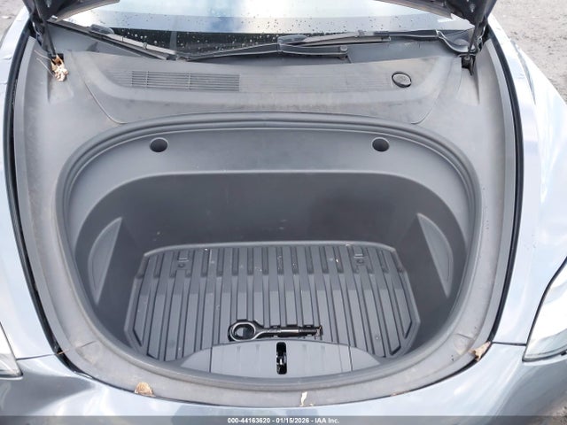 2023 TESLA MODEL 3 5YJ3E1EA0PF662033 Photo 9