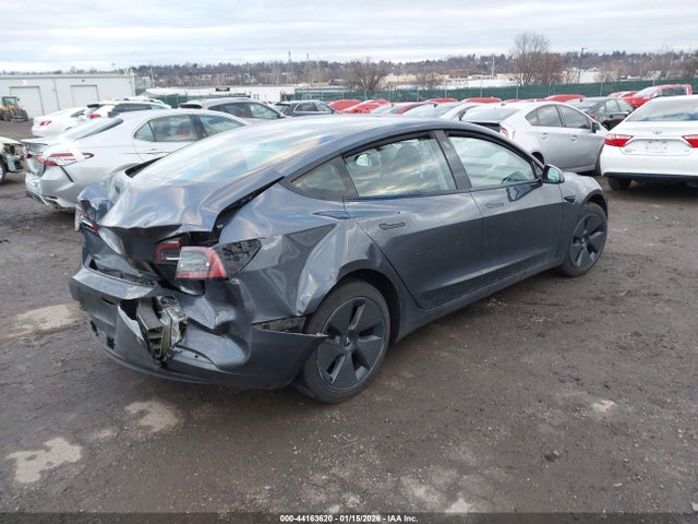 2023 TESLA MODEL 3 5YJ3E1EA0PF662033 Photo 3
