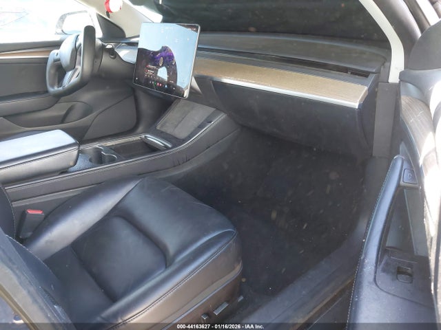 2022 TESLA MODEL 3 5YJ3E1EB6NF285830 Photo 4