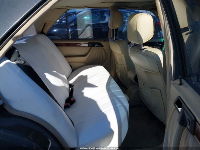 1992 MERCEDES-BENZ 400 WDBEA34EXNB741647 Photo 7