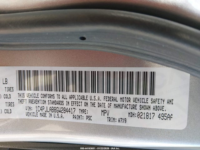 1C4PJLAB8GW284417 Jeep Cherokee Sport