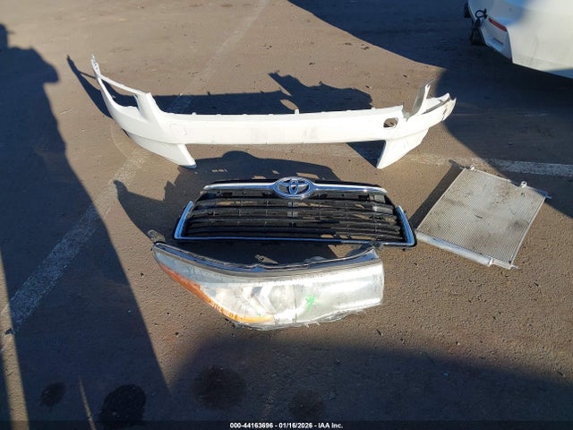 5TDKKRFH5GS140265 Toyota Highlander Xle V6