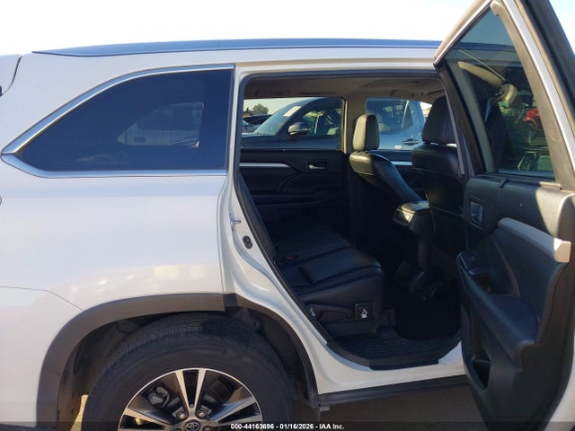 5TDKKRFH5GS140265 Toyota Highlander Xle V6