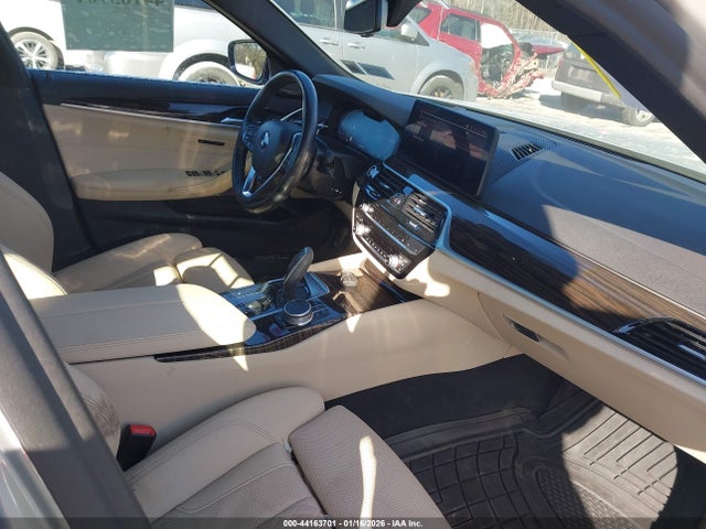 2021 BMW 540I WBA73BJ07MWW92452 Photo 4