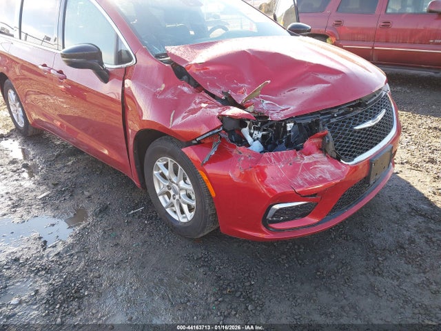 2C4RC1BG0SR556218 Chrysler Pacifica Select