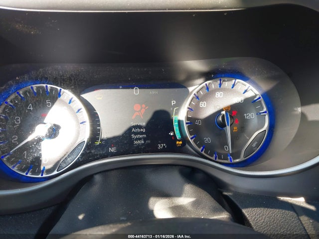 2C4RC1BG0SR556218 Chrysler Pacifica Select