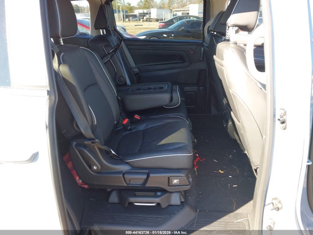 Honda Odyssey Touring 2025 5FNRL6H80SB062143 Image 8