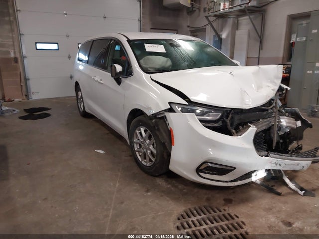 2023 CHRYSLER PACIFICA 2C4RC1BG2PR524331