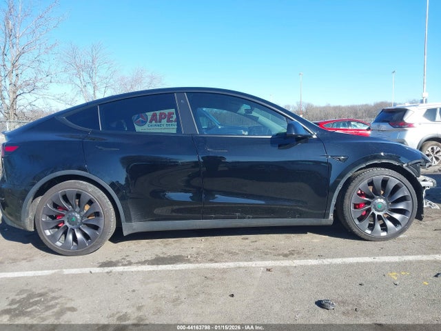 7SAYGDEF0NF336150 Tesla Model Y Performance Dual Motor All-wheel Drive