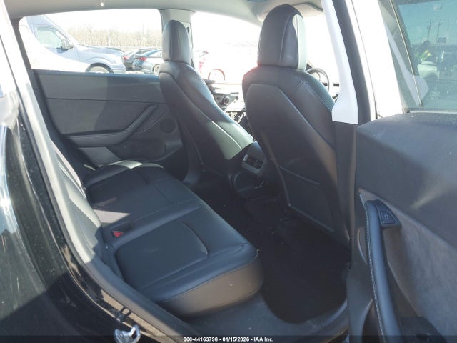 2022 TESLA MODEL Y 7SAYGDEF0NF336150 Photo 7