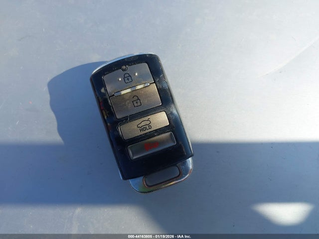 KNALN4D75F5181456 KIA Cadenza Premium