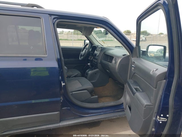 1C4NJRBB1GD690222 Jeep Patriot Sport