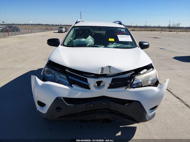 Toyota RAV4 LE 2014 JTMZFREV7EJ021119 Image 12