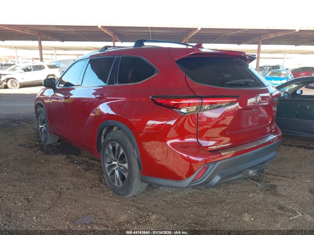 2021 TOYOTA HIGHLANDER 5TDHZRAH3MS075974 Photo 2