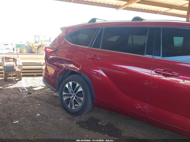 2021 TOYOTA HIGHLANDER 5TDHZRAH3MS075974 Photo 5
