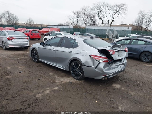 4T1B61HK6KU724835 Toyota CAMRY XSE