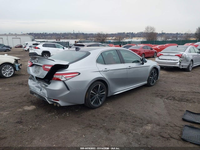 4T1B61HK6KU724835 Toyota CAMRY XSE