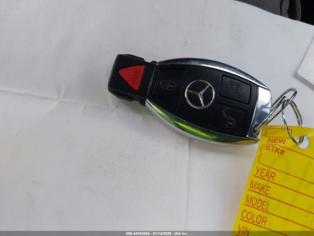 2012 MERCEDES-BENZ C 300 WDDGF8BBXCR198442 Photo 10