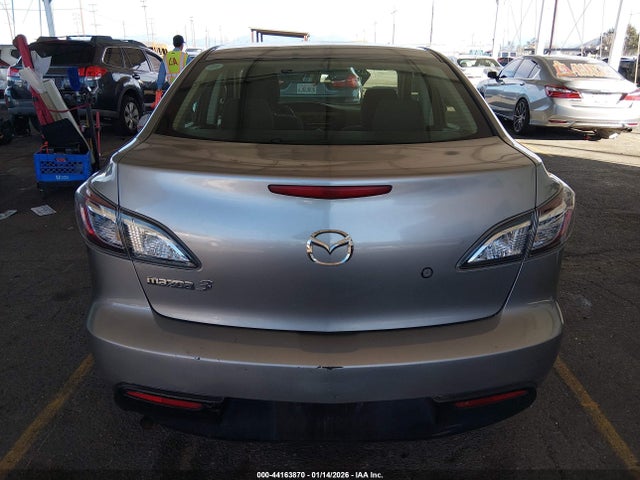 2011 Mazda Mazda3 I Sport მანქანა იყიდება აუქციონზე, vin: JM1BL1UF1B1382590, აუქციონის ნომერი: 44163870