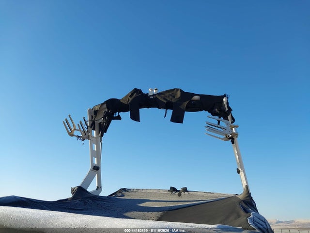 Axis Wake 2015 AWRA3335H415 Image 6