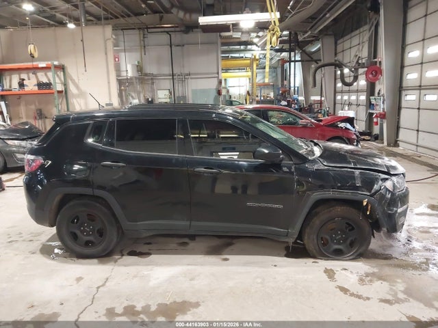 Jeep Compass Sport 2018 3C4NJCAB3JT204770 Image 13