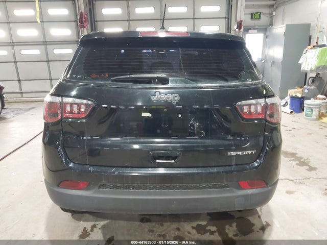 Jeep Compass Sport 2018 3C4NJCAB3JT204770 Image 16