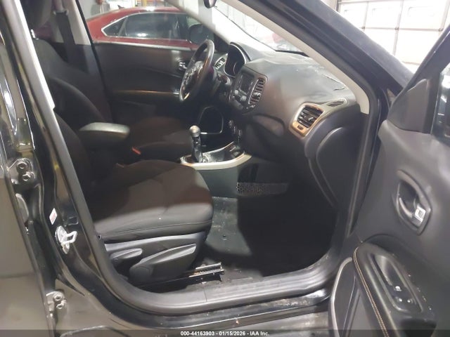 Jeep Compass Sport 2018 3C4NJCAB3JT204770 Image 5