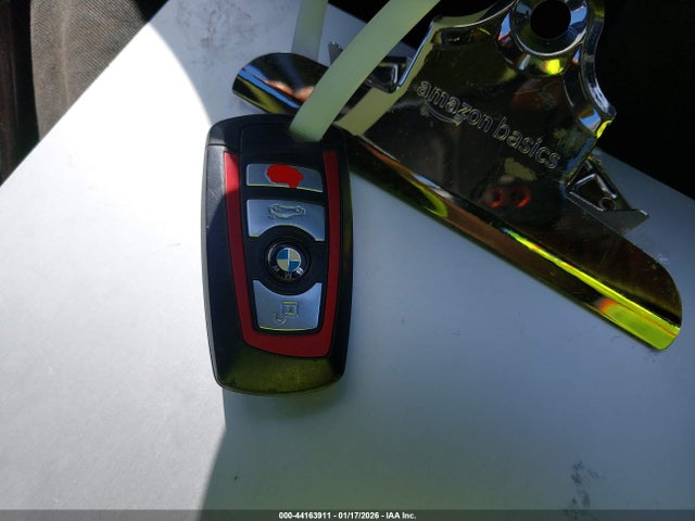 WBA8E9G59GNT88379 BMW 328I
