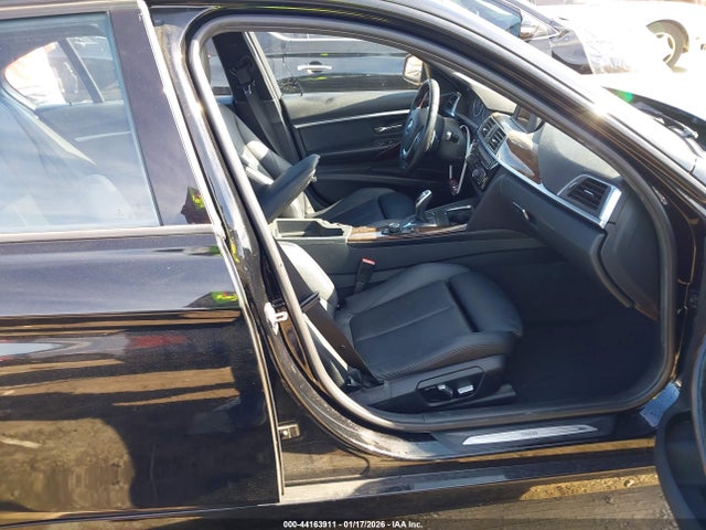 WBA8E9G59GNT88379 BMW 328I