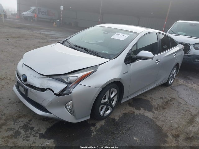 JTDKARFU1G3025311 Toyota Prius Four Touring