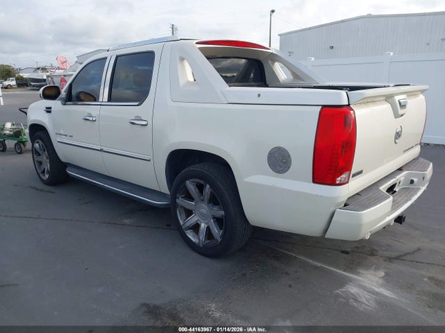 2007 CADILLAC ESCALADE EXT 3GYFK628X7G122584 Photo 2
