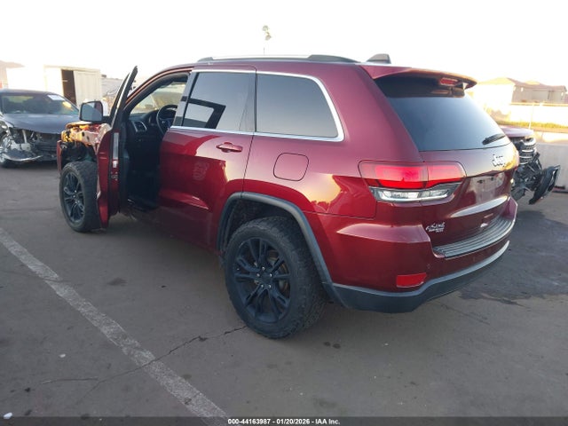 1C4RJEAG0LC245669 Jeep Grand Cherokee Laredo E 4x2
