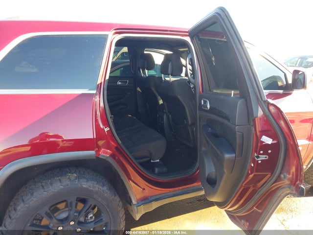 1C4RJEAG0LC245669 Jeep Grand Cherokee Laredo E 4x2