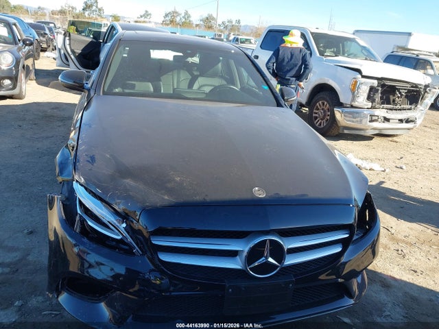 W1KWF8DB0MR644947 Mercedes-Benz C 300 Sedan