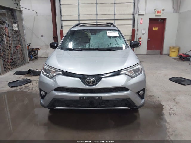 Toyota RAV4 SE 2018 JTMNFREV6JJ192548 Image 12