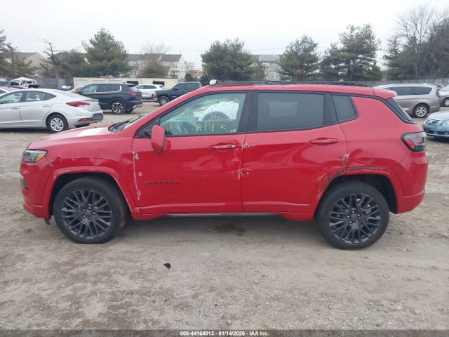 44164013 :رقم المزاد ، 3C4NJDCB6NT204299 vin ، 2022 Jeep Compass (red) Edition 4x4 مزاد بيع