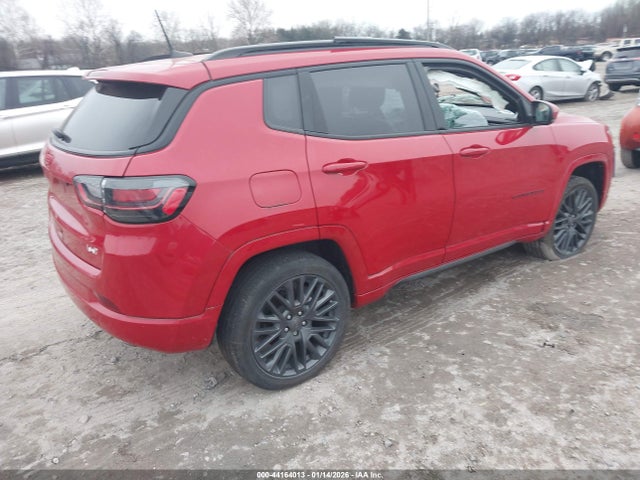 44164013 :رقم المزاد ، 3C4NJDCB6NT204299 vin ، 2022 Jeep Compass (red) Edition 4x4 مزاد بيع